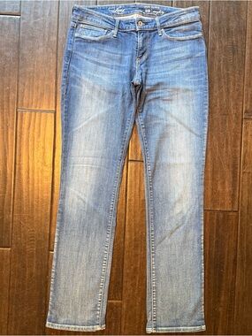 Levis Demi Curve Straight Leg Women’s Jeans Size 28x34